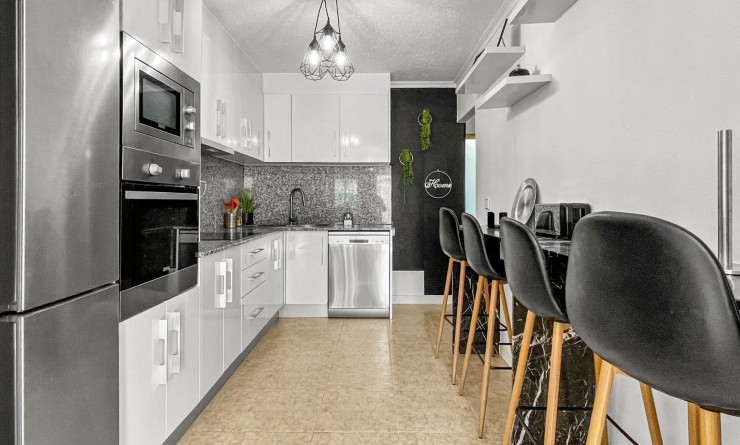 Sale - Bungalow - Torrevieja - La Siesta - El Salado -  Torreta