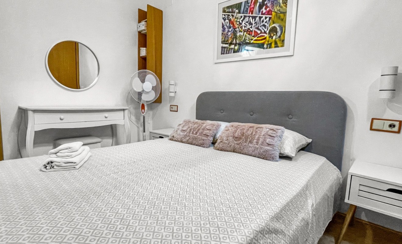Sale - Bungalow - Torrevieja - La Siesta - El Salado -  Torreta