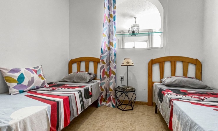 Sale - Bungalow - Torrevieja - La Siesta - El Salado -  Torreta
