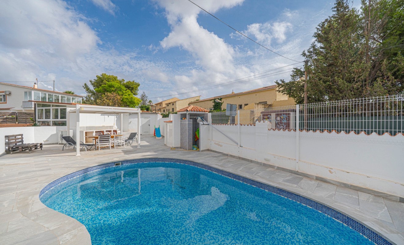 Sale - Villa - La Nucía - Panorama