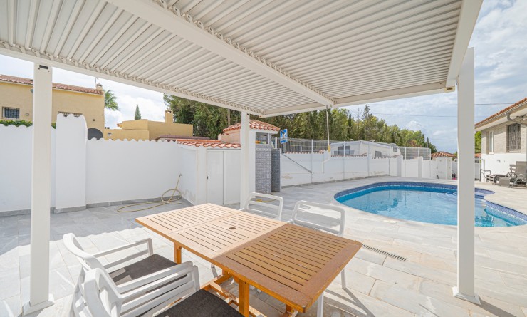 Sale - Villa - La Nucía - Panorama