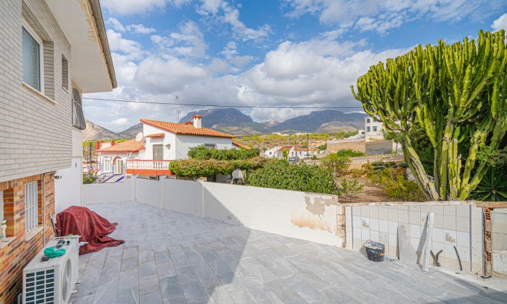 Sale - Villa - La Nucía - Panorama