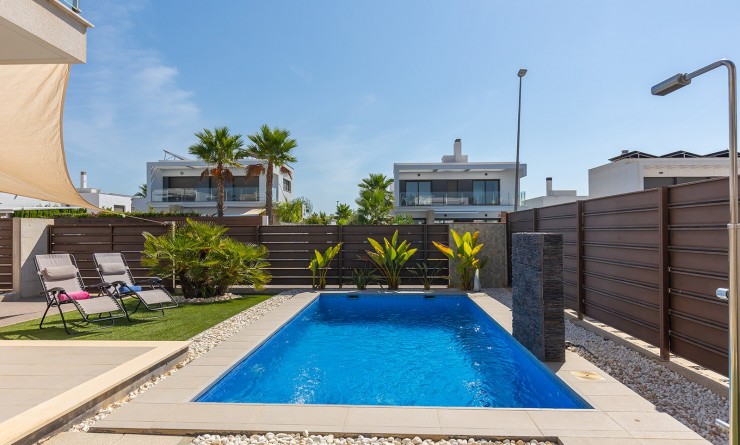 Sale - Villa - Vistabella Golf - Entre Naranjos Vistabella Golf