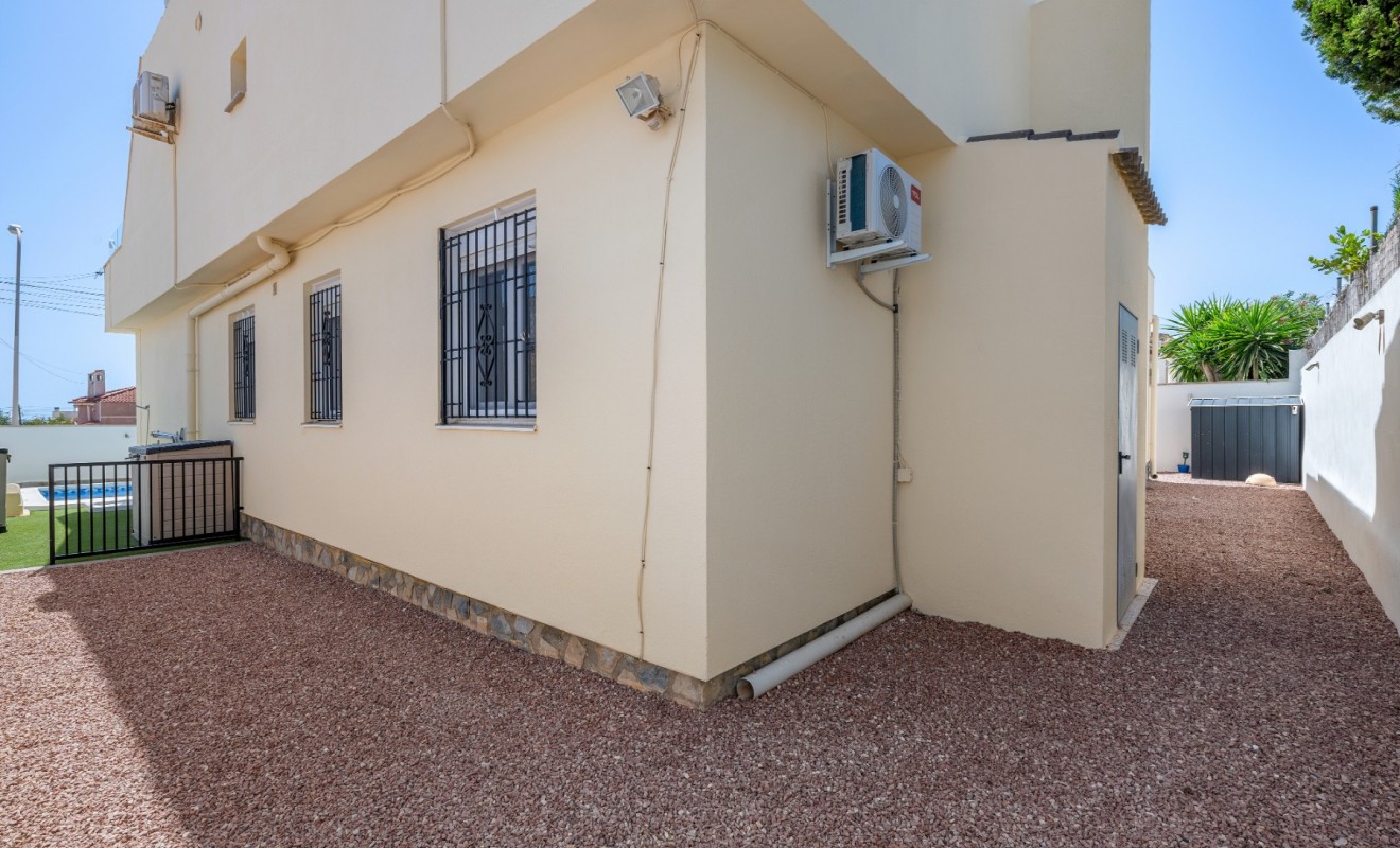 Sale - Detached villa - Ciudad Quesada - Center