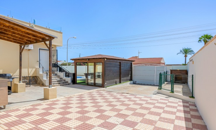 Sale - Detached villa - Ciudad Quesada - Center