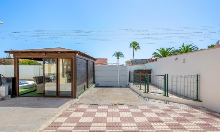 Sale - Detached villa - Ciudad Quesada - Center