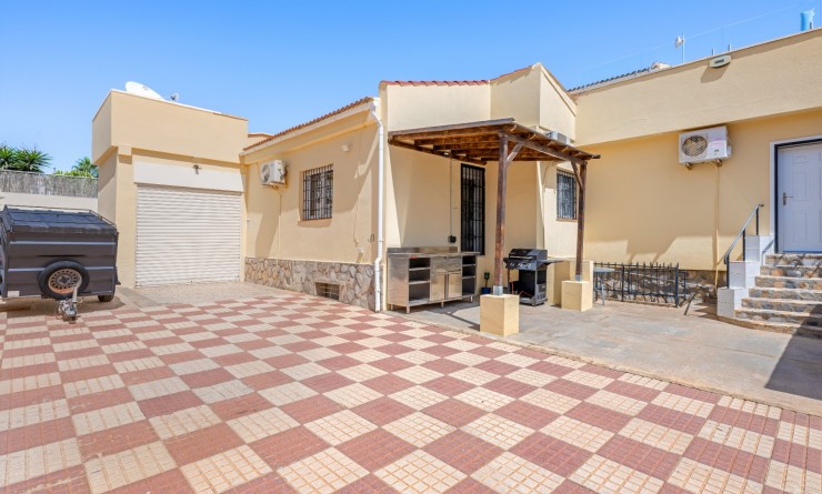 Sale - Detached villa - Ciudad Quesada - Center
