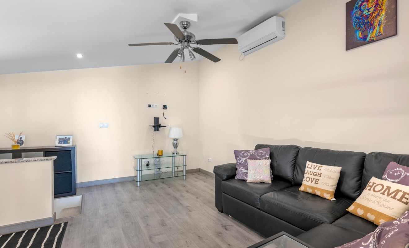 Sale - Detached villa - Ciudad Quesada - Center