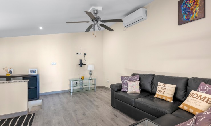 Sale - Detached villa - Ciudad Quesada - Center