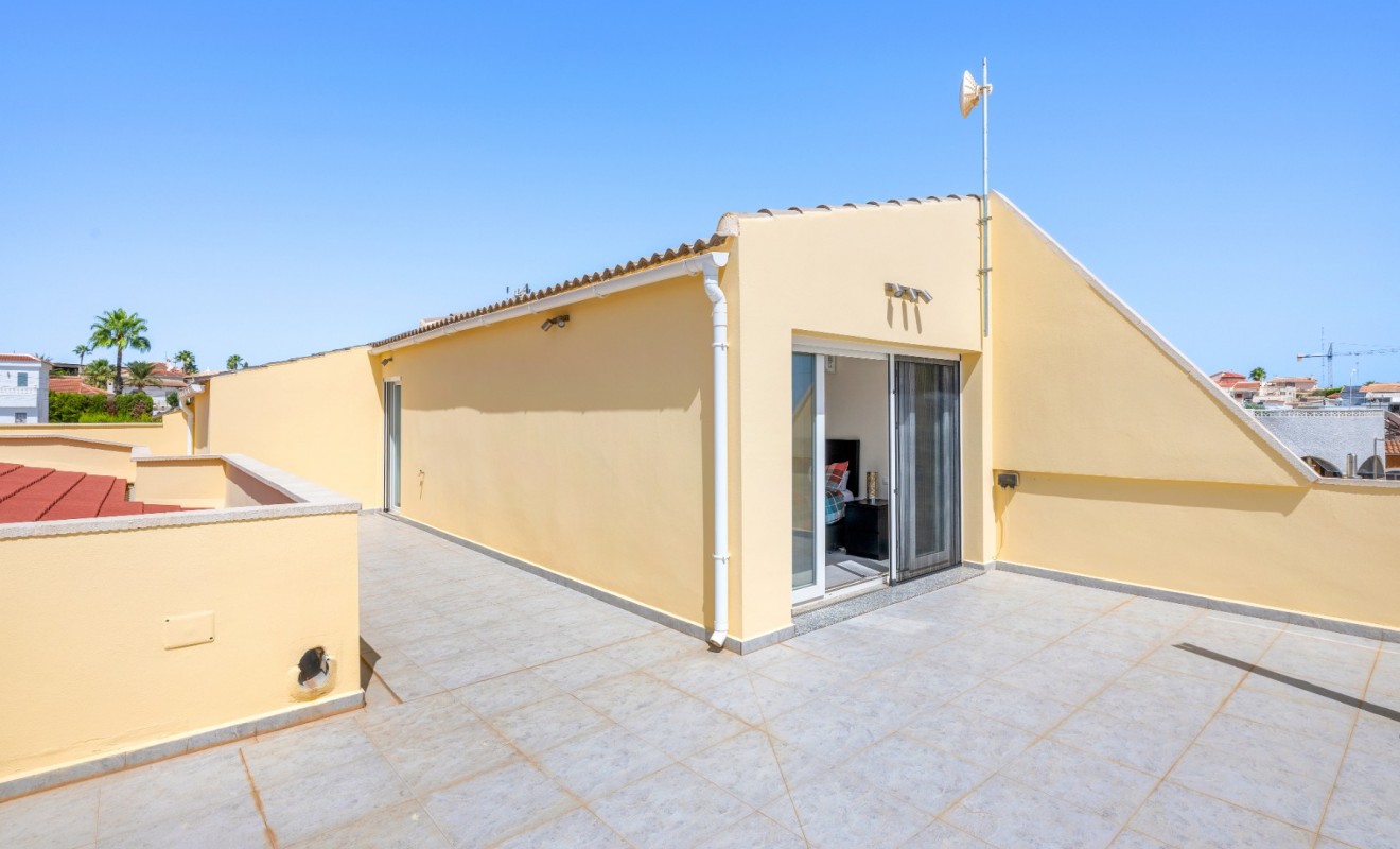 Sale - Detached villa - Ciudad Quesada - Center