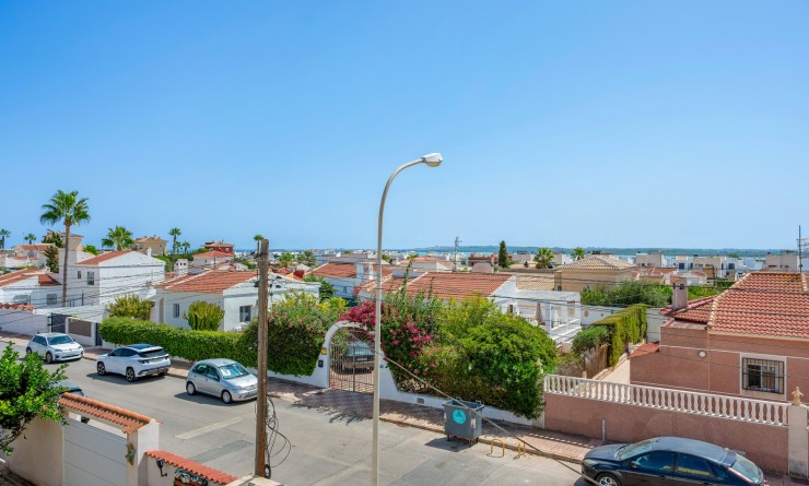 Sale - Detached villa - Ciudad Quesada - Center