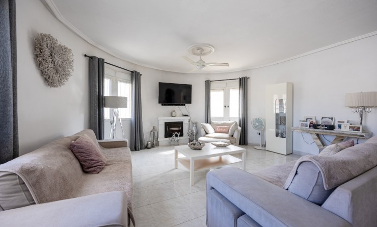 Sale - Detached villa - Benijófar - Benimar