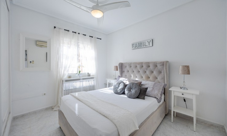 Sale - Detached villa - Benijófar - Benimar