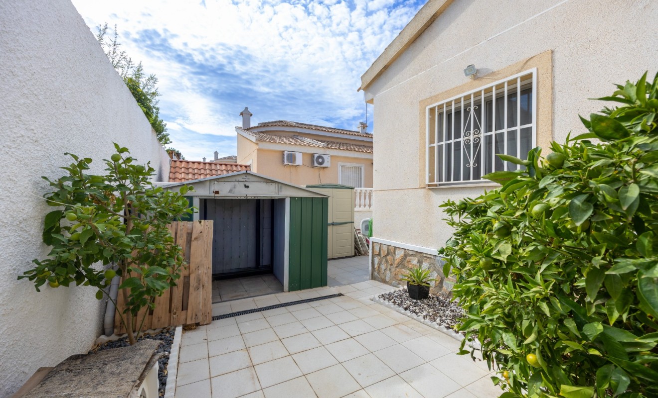Sale - Detached villa - Benijófar - Benimar
