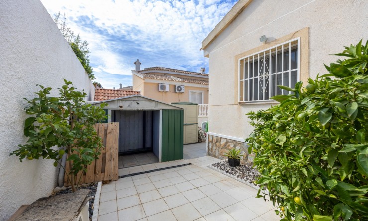 Sale - Detached villa - Benijófar - Benimar