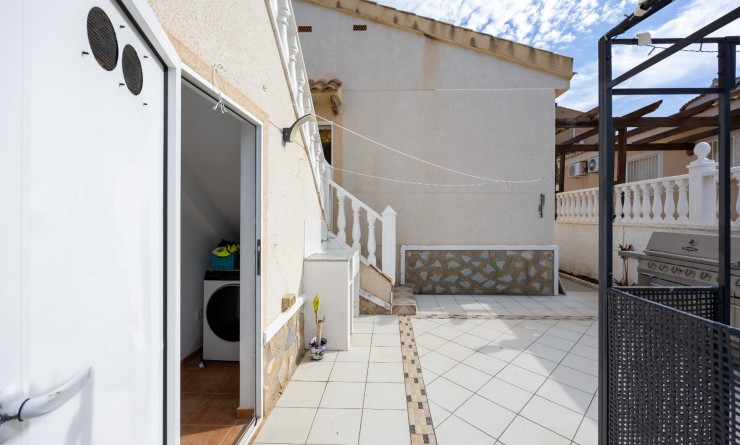 Sale - Detached villa - Benijófar - Benimar