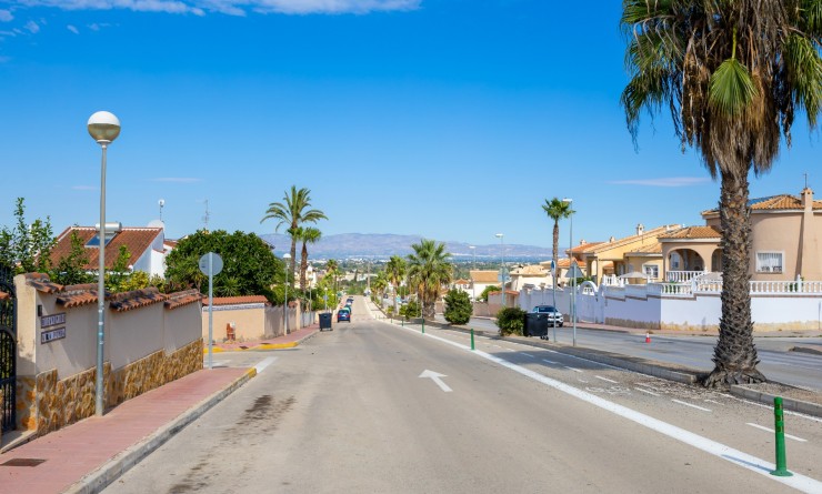 Sale - Detached villa - Benijófar - Benimar
