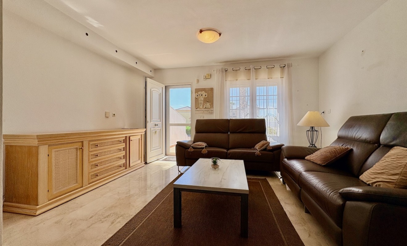 Sale - Adosado - Orihuela - Villamartin