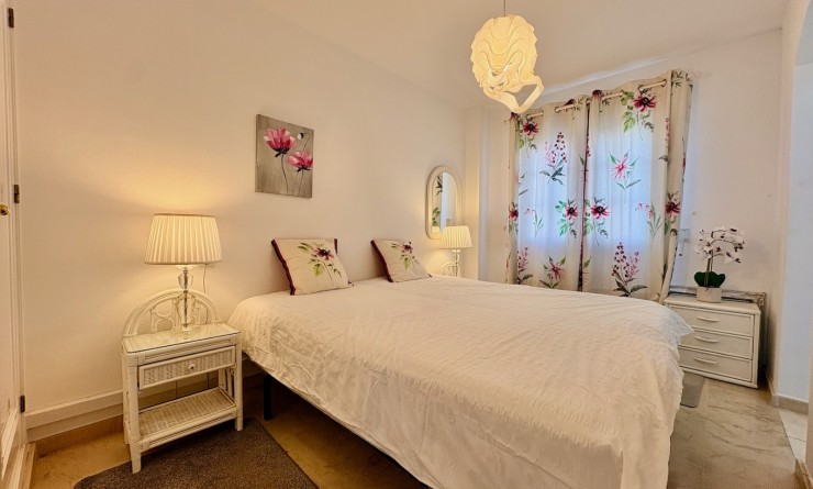 Sale - Adosado - Orihuela - Villamartin