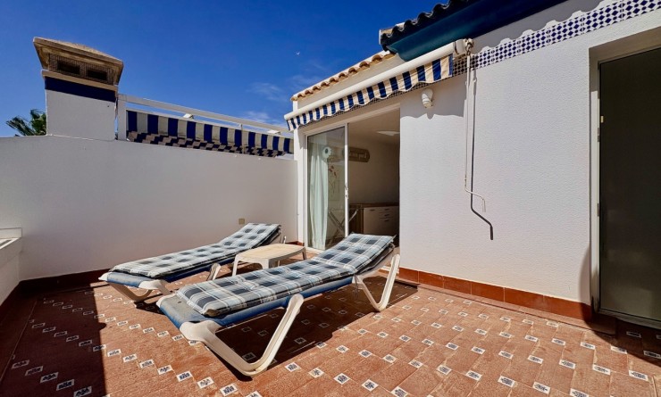 Sale - Adosado - Orihuela - Villamartin