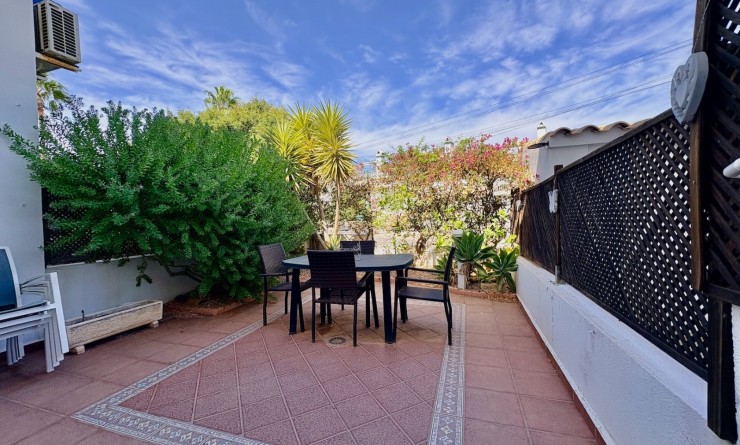 Sale - Adosado - Orihuela - Villamartin
