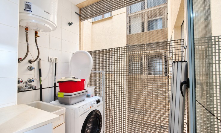 Sale - Apartment - Torrevieja - Playa del Cura