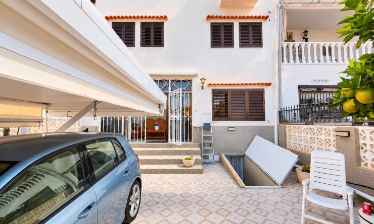 Sale - Townhouse - Torrevieja - Nueva Torrevieja