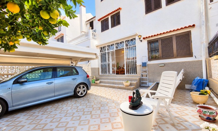Sale - Townhouse - Torrevieja - Nueva Torrevieja