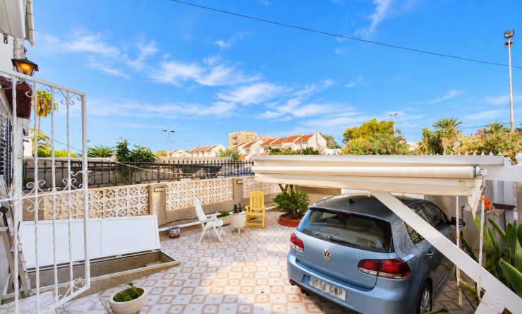 Sale - Townhouse - Torrevieja - Nueva Torrevieja