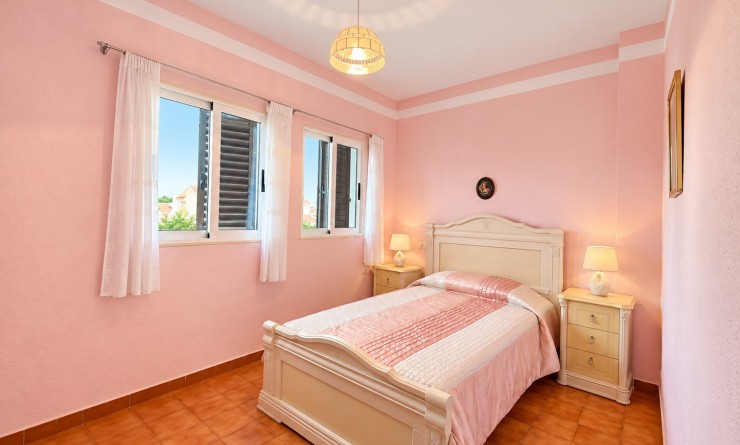 Sale - Townhouse - Torrevieja - Nueva Torrevieja