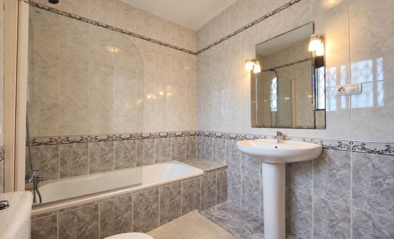 Sale - Townhouse - Torrevieja - Nueva Torrevieja