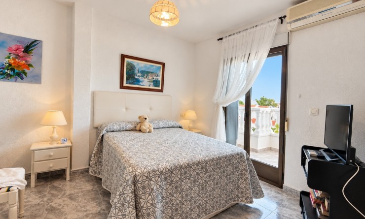 Sale - Townhouse - Torrevieja - Nueva Torrevieja