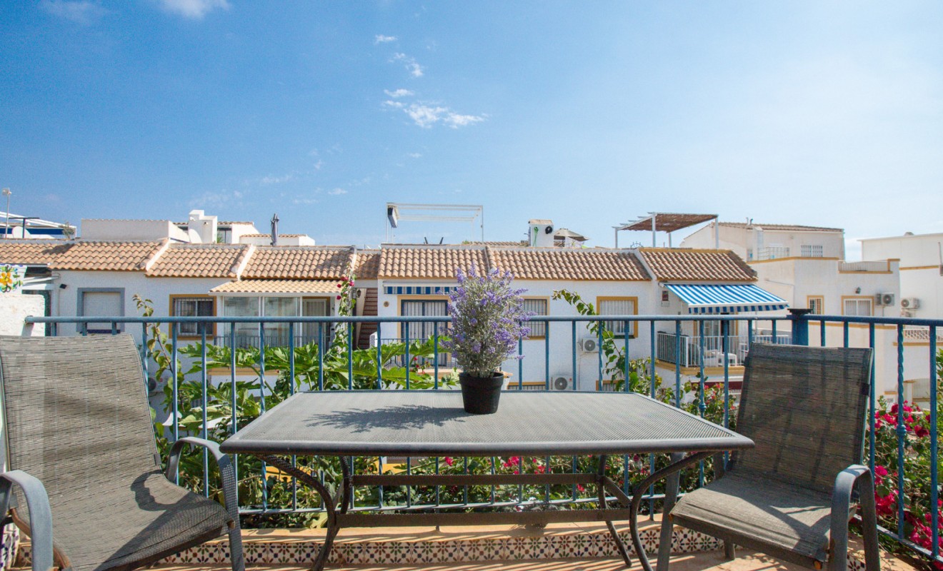 Sale - Apartment - Top Floor Apartment - Orihuela Costa - Los Almendros-La Florida