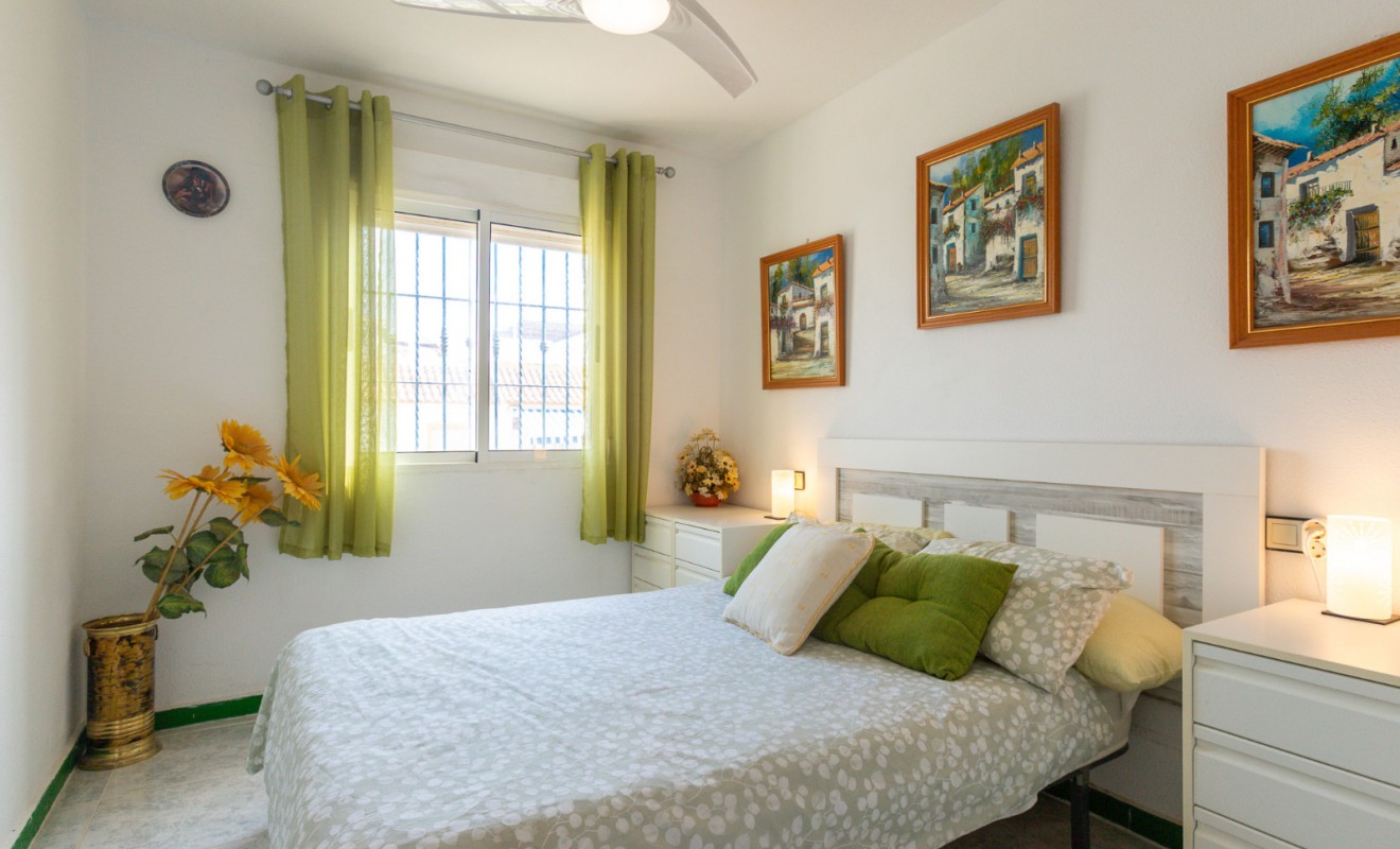 Sale - Apartment - Top Floor Apartment - Orihuela Costa - Los Almendros-La Florida