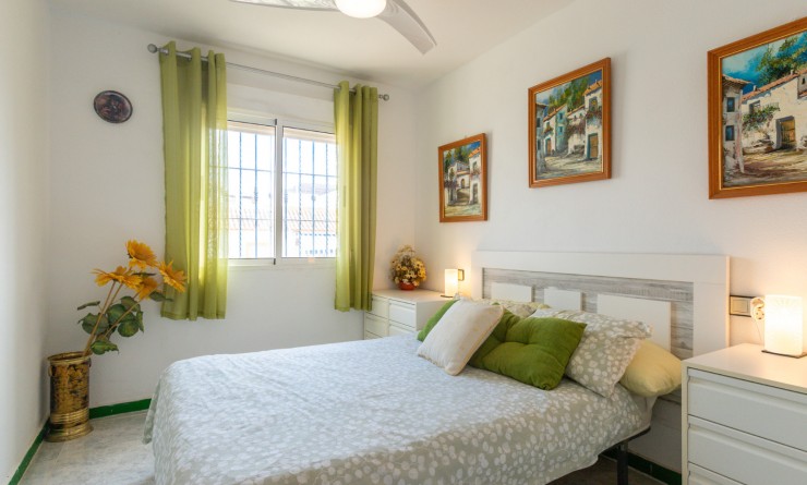 Sale - Apartment - Top Floor Apartment - Orihuela Costa - Los Almendros-La Florida