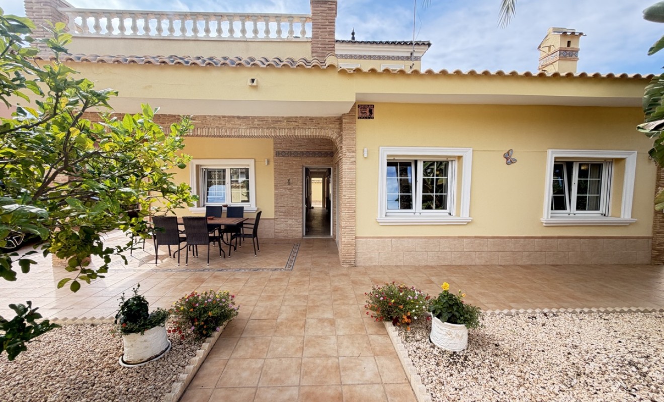 Revente - Villa - Cabo Roig