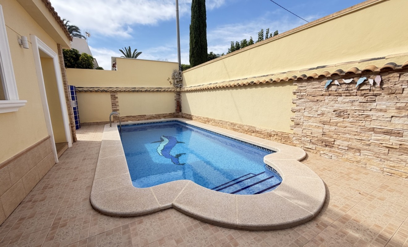 Revente - Villa - Cabo Roig