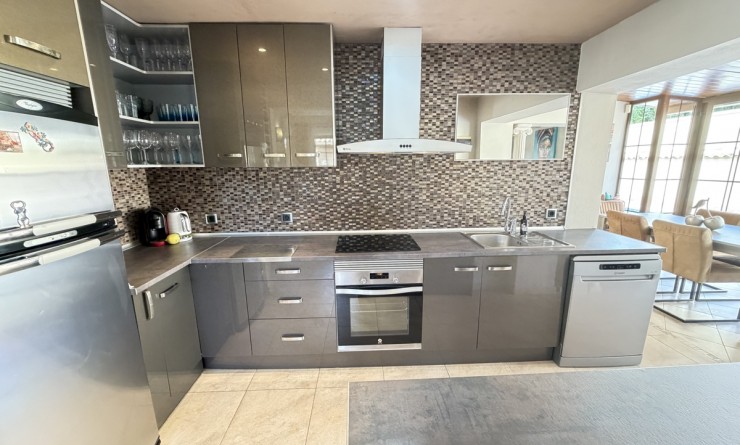 Revente - Villa - Cabo Roig