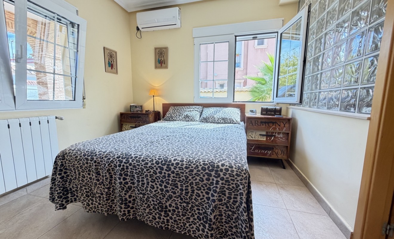 Revente - Villa - Cabo Roig