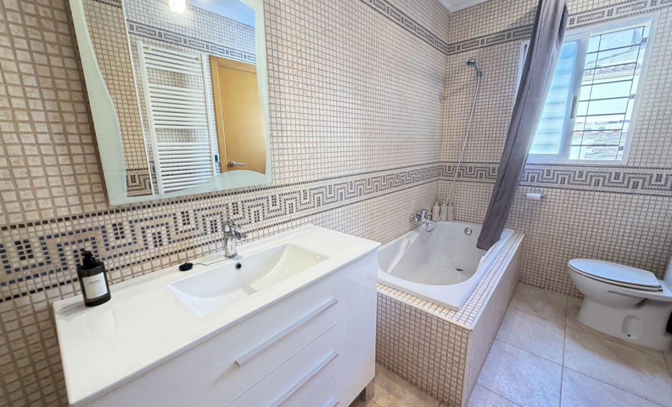 Revente - Villa - Cabo Roig
