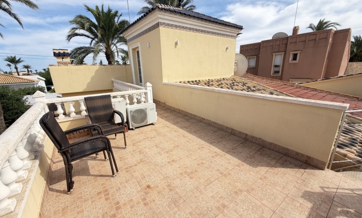 Revente - Villa - Cabo Roig