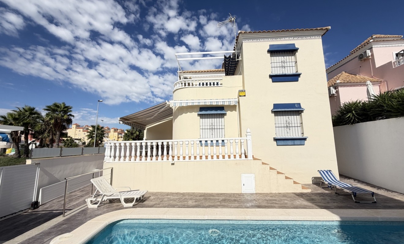 Revente - Villa - Villamartín