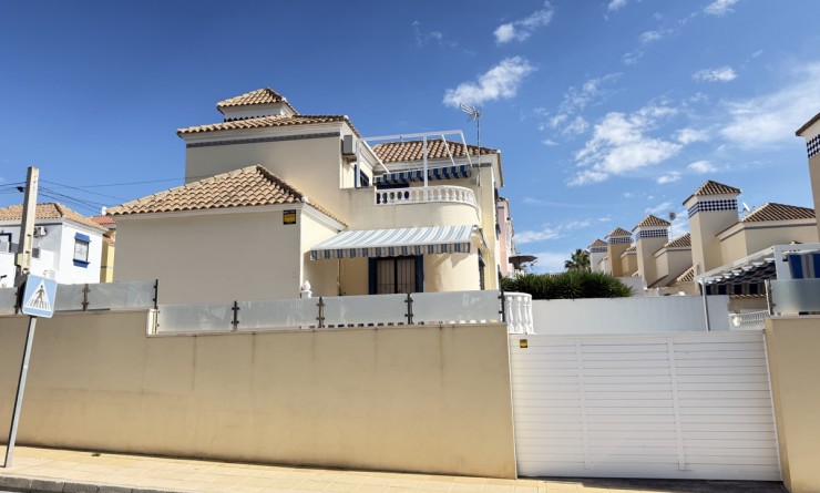 Revente - Villa - Villamartín