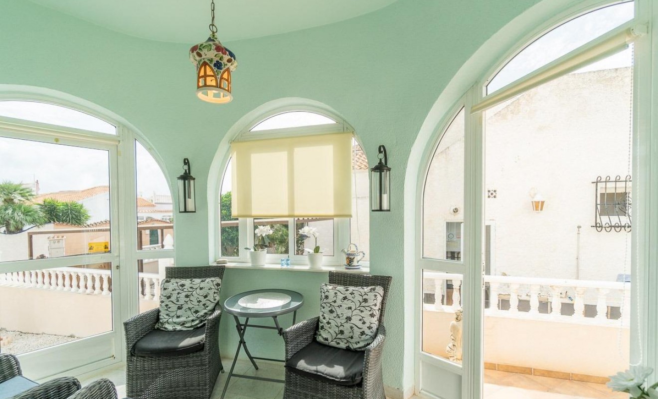 Sale - Villa - Orihuela Costa - La Florida
