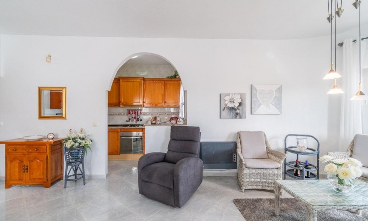 Sale - Villa - Orihuela Costa - La Florida