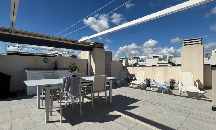 Sale - Apartment - Top Floor Apartment - Orihuela Costa - Villamartín