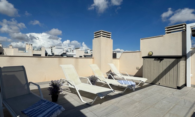 Sale - Apartment - Top Floor Apartment - Orihuela Costa - Villamartín