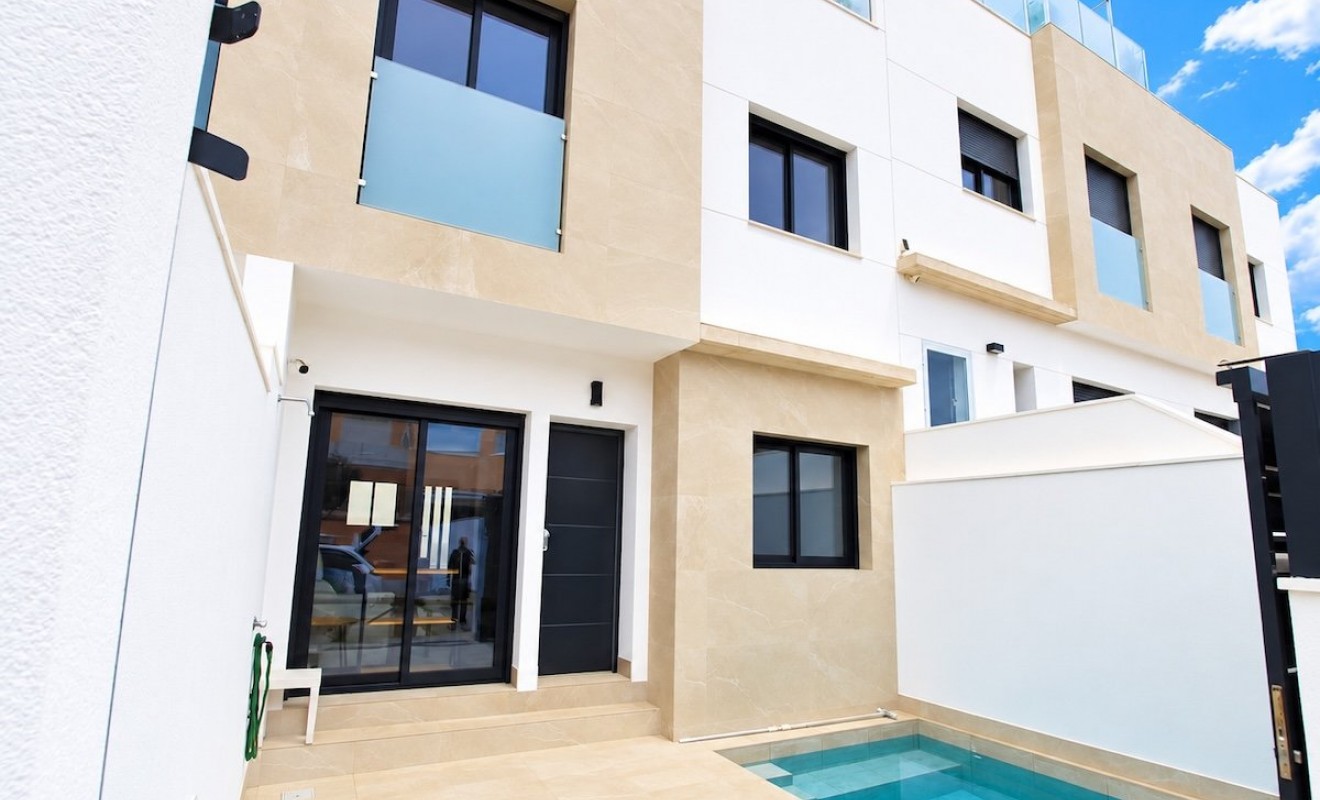 Sale - Villa - Pilar de la Horadada