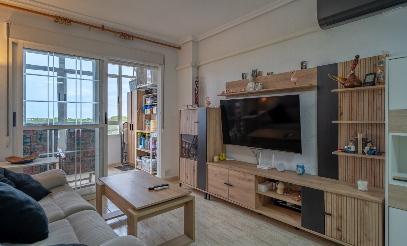 Revente - Apartment / flat - Torrevieja - La Siesta - El Salado -  Torreta