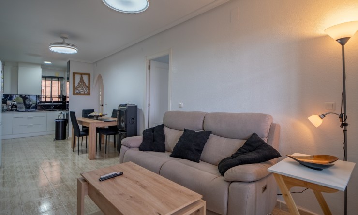 Revente - Apartment / flat - Torrevieja - La Siesta - El Salado -  Torreta